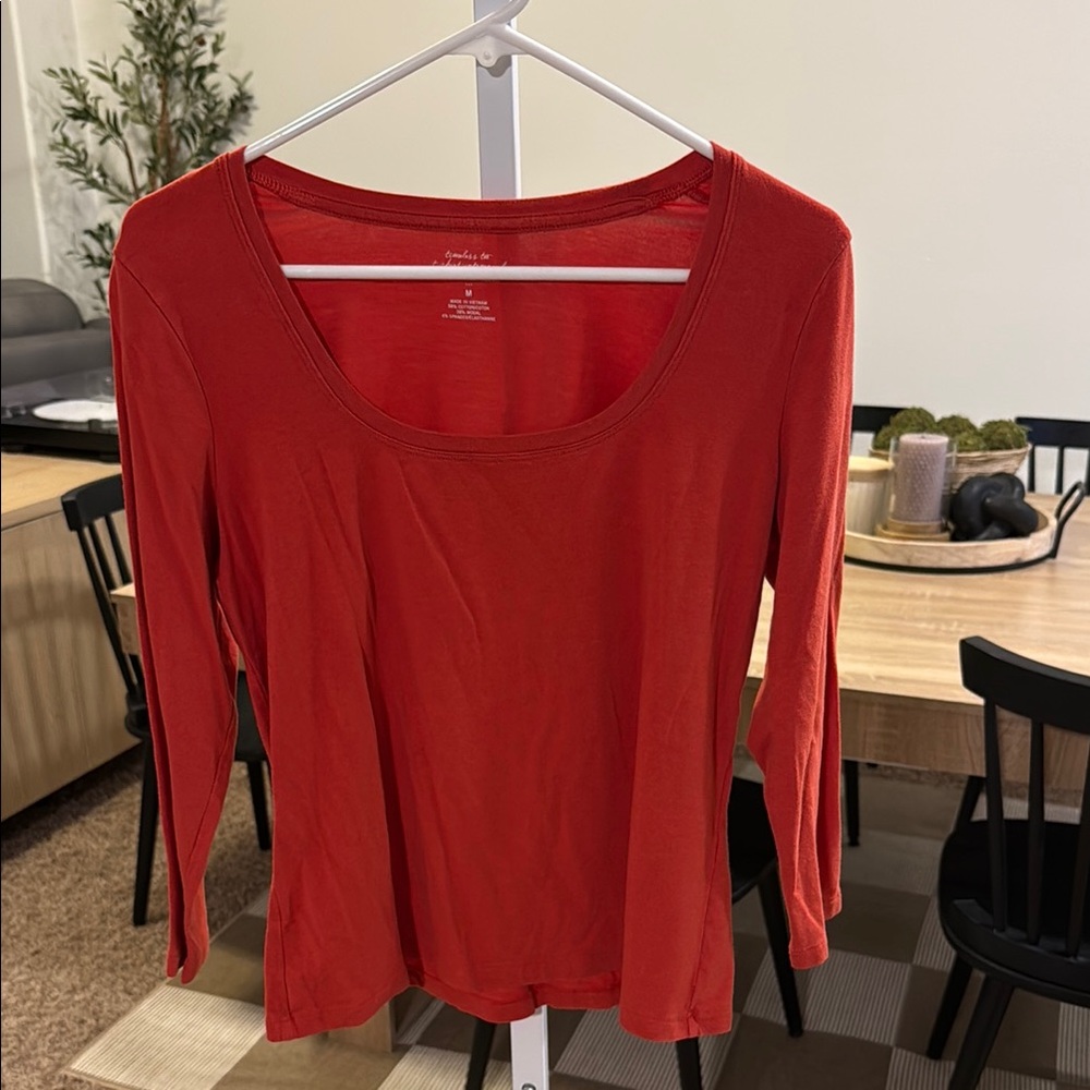 Banana Republic orange-red scoop neck